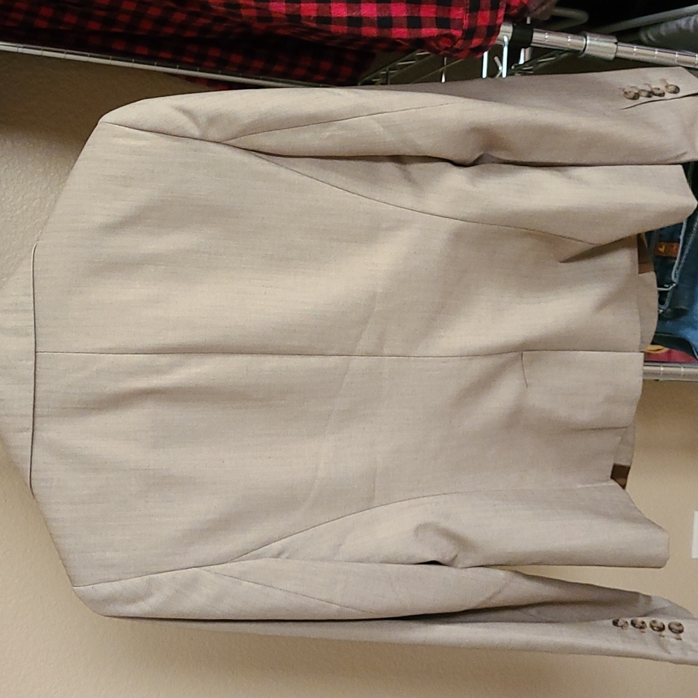 Blazer - Picture 5 of 8
